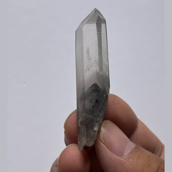 Phantom quartz from Jinkouhe — alternate view