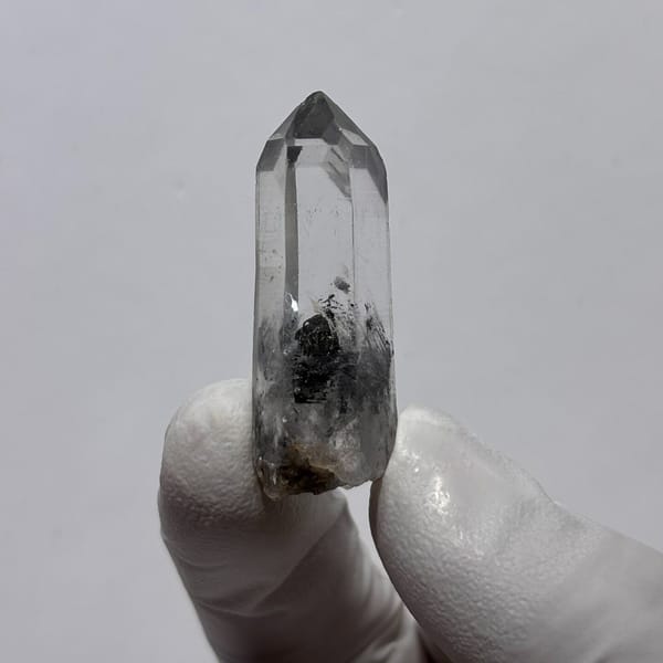 Freestanding Jinkouhe quartz B — alternate view