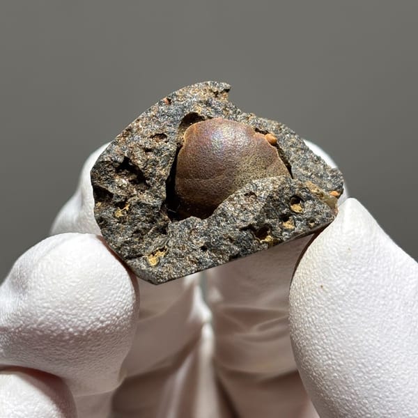 Compact calcite from Zhejiang — alternate view