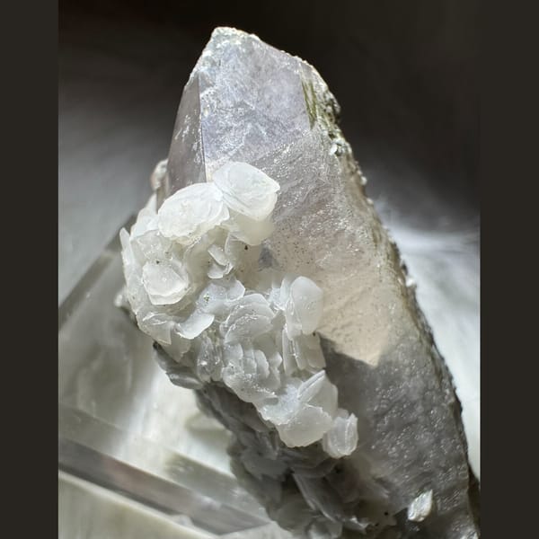 Quartz with Calcite Coating Inner Mongolia 8.5 cm — detail view