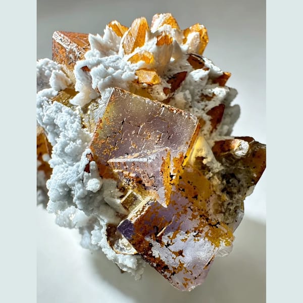 Fluorite and Calcite with Quartz Yunnan 5.0 cm — detail view