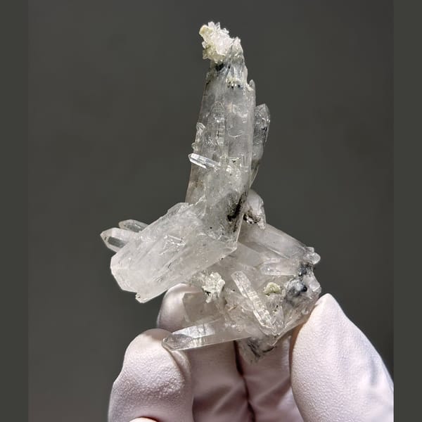 Yaogangxian quartz with jamesonite — alternate view