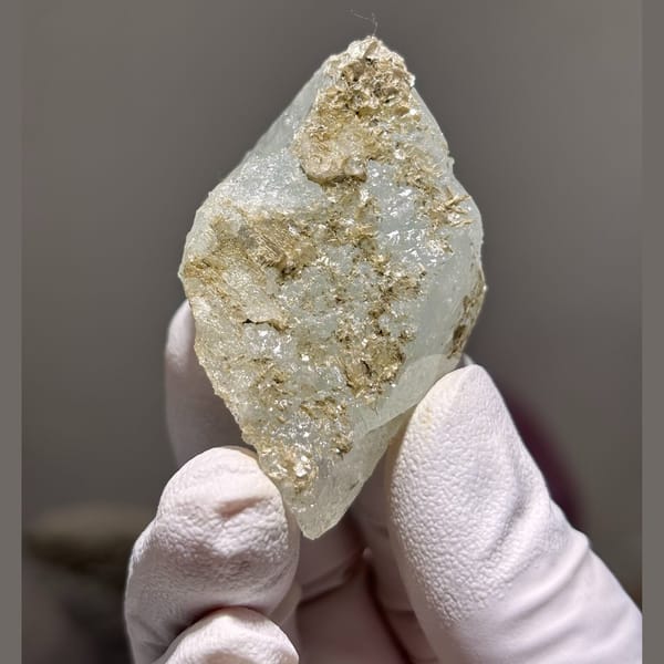 Xuebaoding aquamarine — alternate view