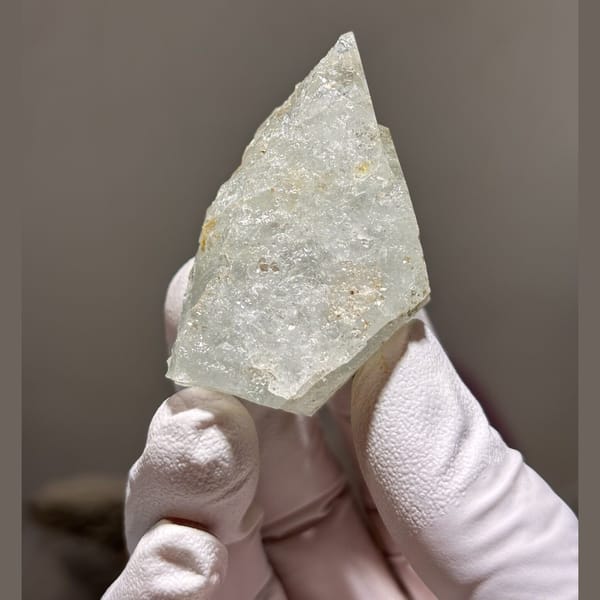 Xuebaoding aquamarine — detail view