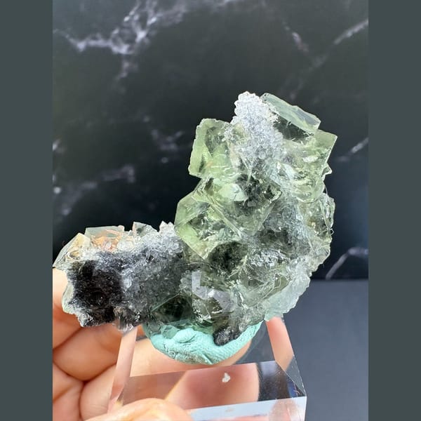 Glassy green octahedral fluorite with quartz from Fujian — complete view