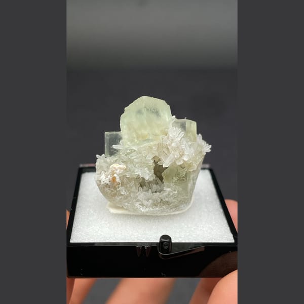 Small sunny yellow-green fluorite with quartz from Fujian — complete view
