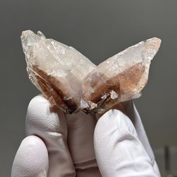 Swallowtail-twinned calcite A from Hubei — alternate view