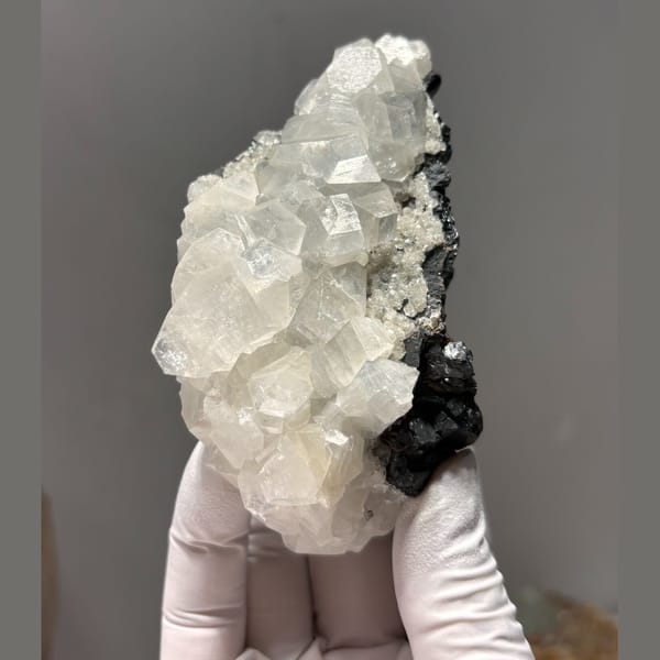 Calcite with sphalerite from Hubei — alternate view