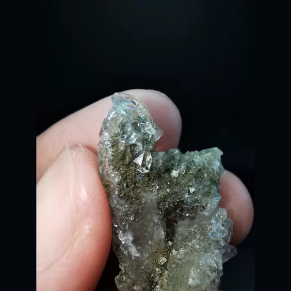 Quartz cluster coated with apophyllite — alternate view