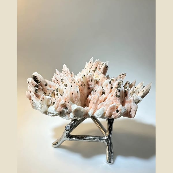 Pink Calcite with Chalcopyrite Jiangxi 9.5 cm — detail view