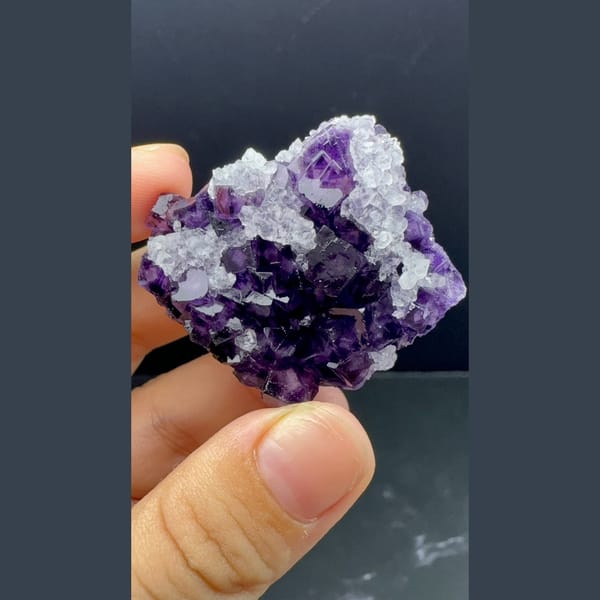 Deep purple fluorite cubes with white quartz from Luoyang — alternate view