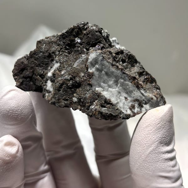 Iron sphalerite with calcite and pyrite — alternate view