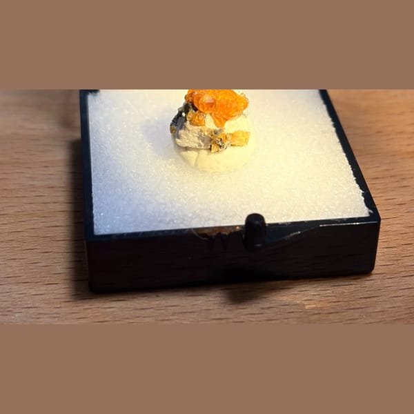 Orange-red Fanta spessartine garnet from Fujian — alternate view
