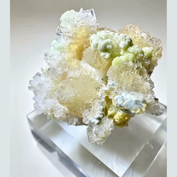 Pale Yellow Creedite with Green Accents 5.0 cm — alternate view