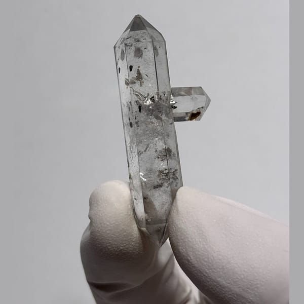 DT spirit quartz from Jinkouhe — complete view