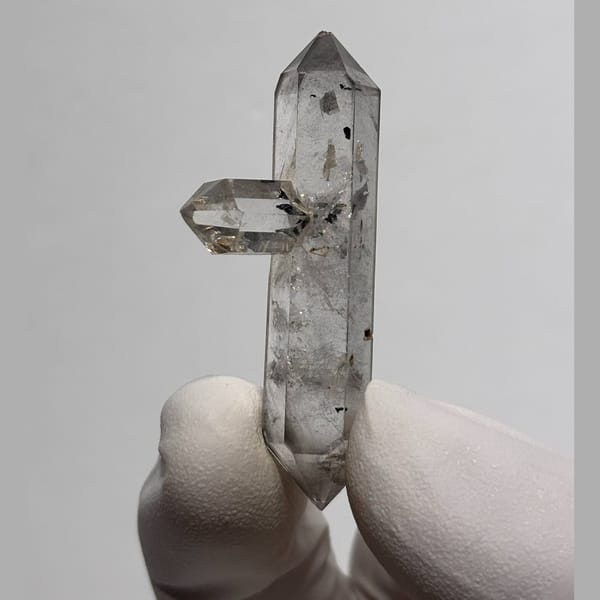 DT spirit quartz from Jinkouhe — alternate view