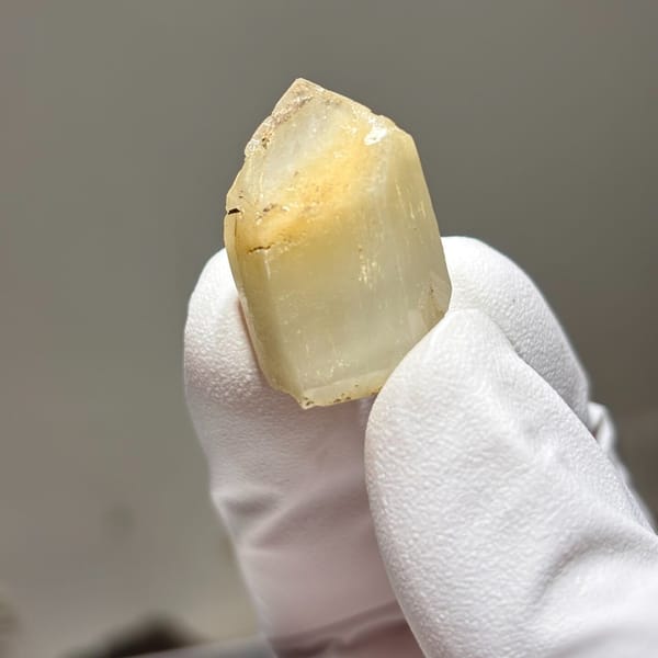 Freestanding rabbit-hair quartz B from Sichuan — alternate view