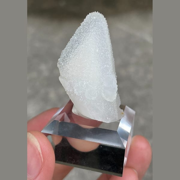 Quartz over calcite from Zhejiang — detail view