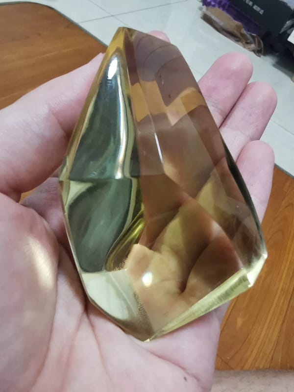Complete reverse view showing internal veils in the same faceted quartz piece