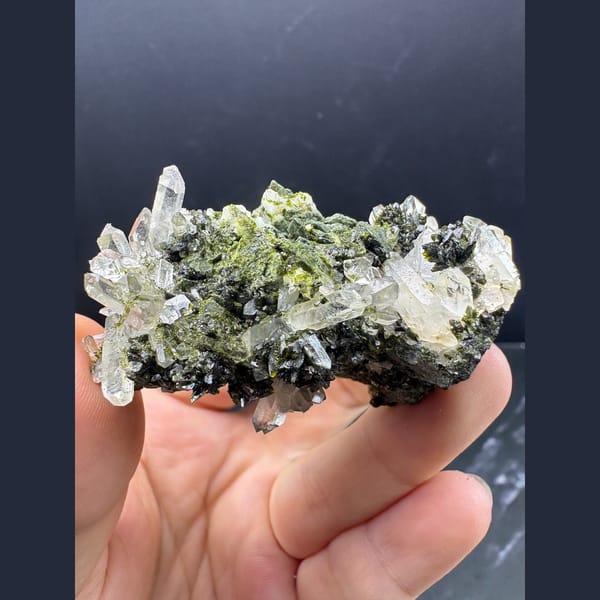 Clear quartz points with dark green epidote — alternate view