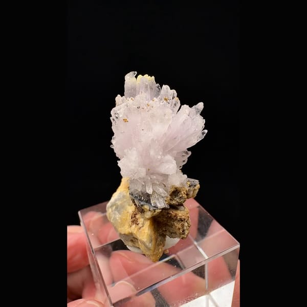 Lilac-white creedite spray on matrix from Guizhou — alternate view