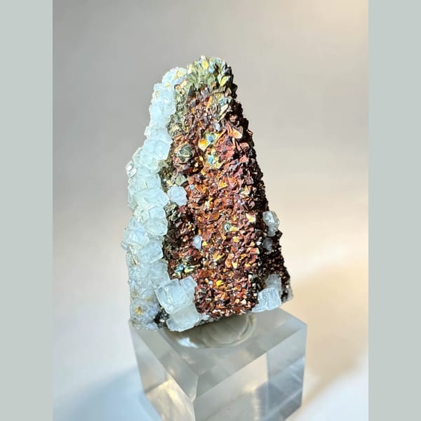 Pyrite with Calcite Rim Daye 3.2 cm — detail view