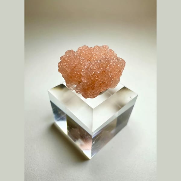 Pink Apophyllite Fujian 2.0 cm — alternate view