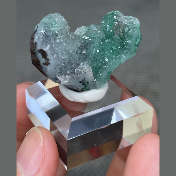 Quartz over malachite from the Congo — detail view