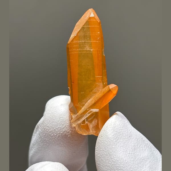 Orange-peel quartz from Brazil — complete view