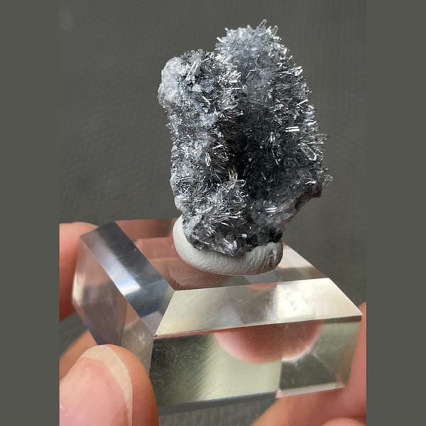 Clear quartz from Fujian — alternate view