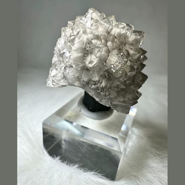 Quartz with Apophyllite Plates Inner Mongolia 3.5 cm — detail view