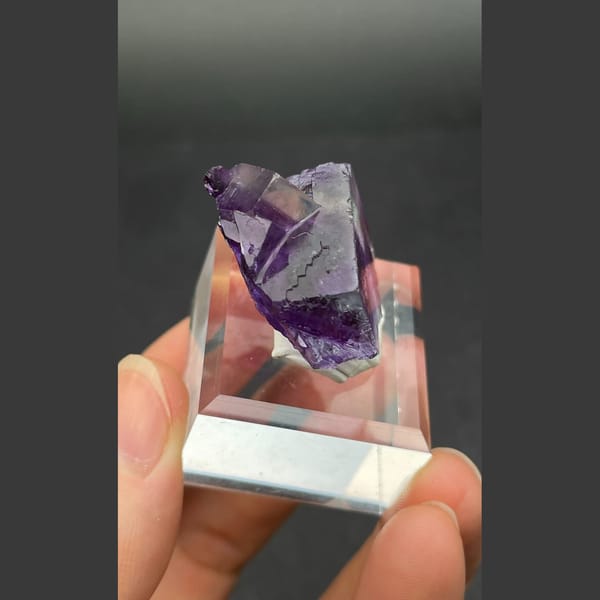 Blue-purple fluorite A from Inner Mongolia — alternate view