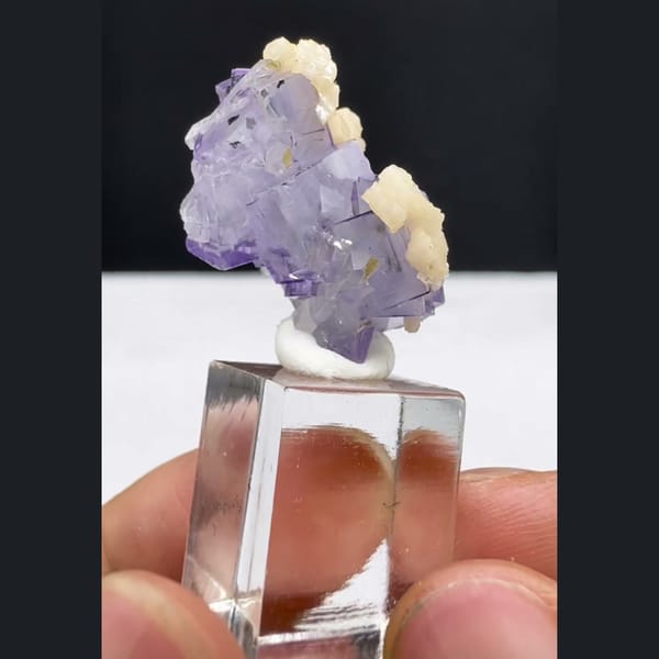 Lavender Fluorite with Dolomite Yaogangxian 2.4 cm — detail view