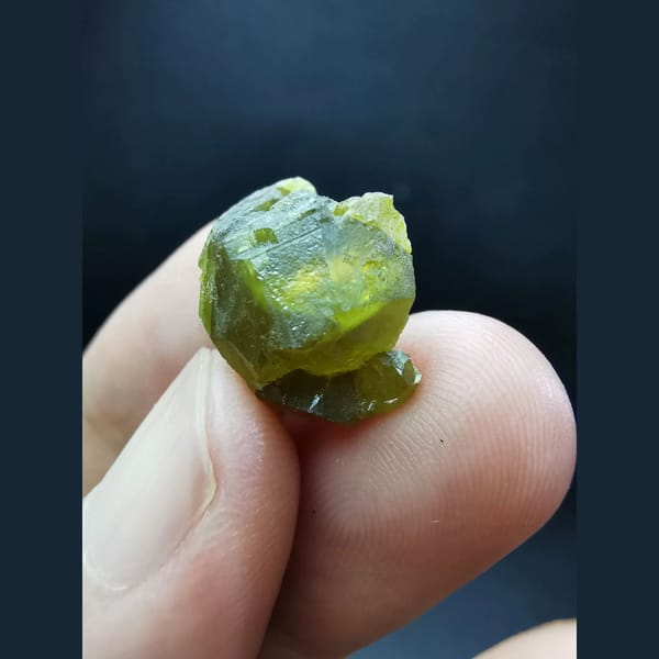 Gem-quality floater sphalerite — alternate view