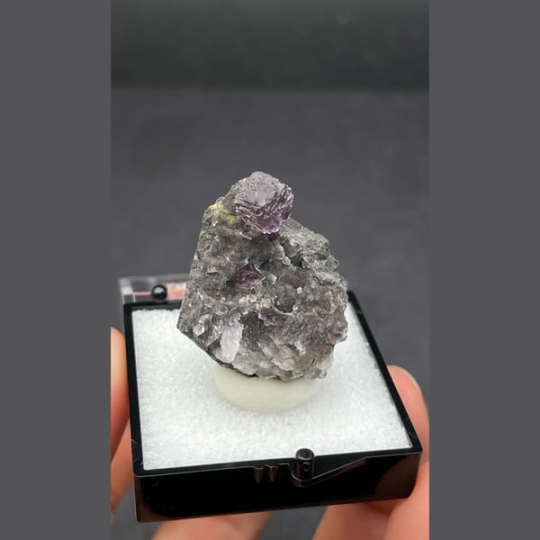 Stepped purple fluorite A from Zhejiang — detail view