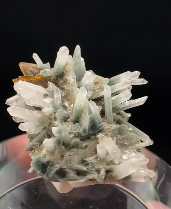 Complete reverse side showing green inner zones in the same quartz crystal cluster