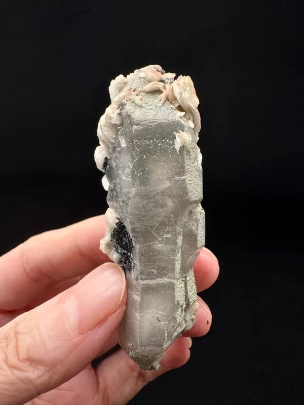 Quartz, calcite and hematite from Inner Mongolia — complete exposed quartz prism view