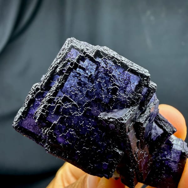 Deep purple framed cubic fluorite from Inner Mongolia — alternate view