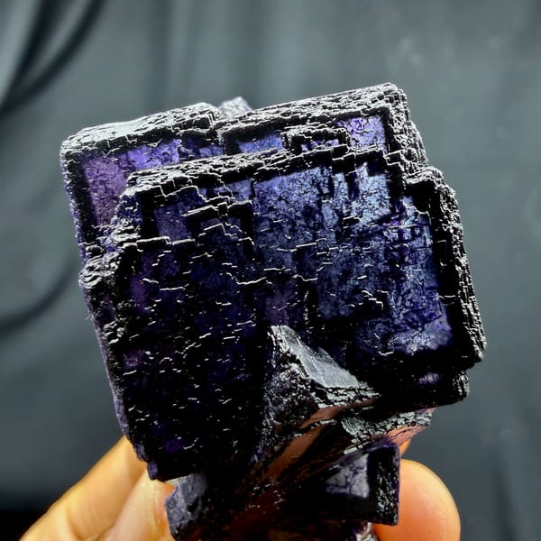 Deep purple framed cubic fluorite from Inner Mongolia — alternate view