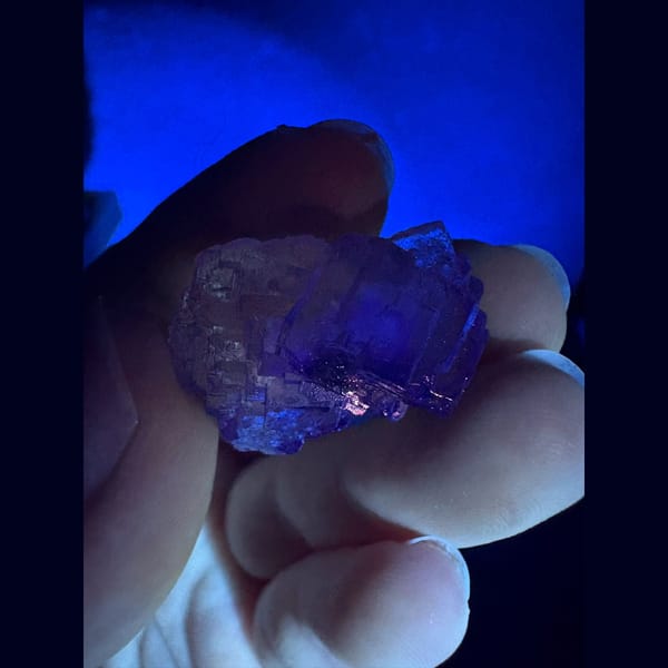 Lilac phantom fluorite with wolframite from Yaogangxian — detail view