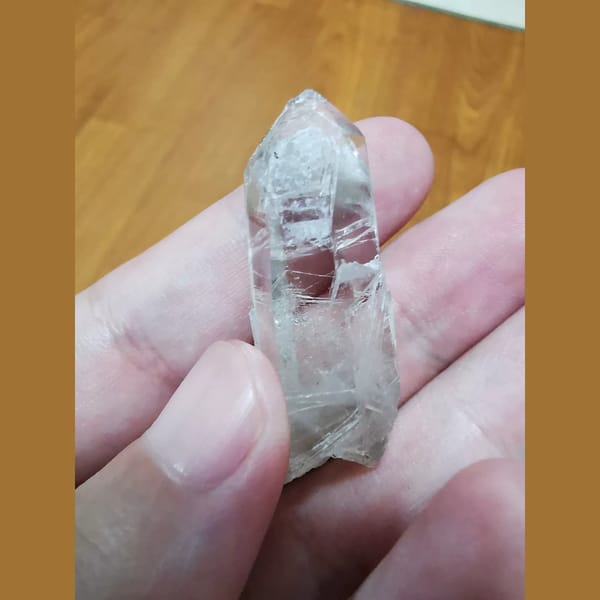Ultra-clear interference quartz — alternate view