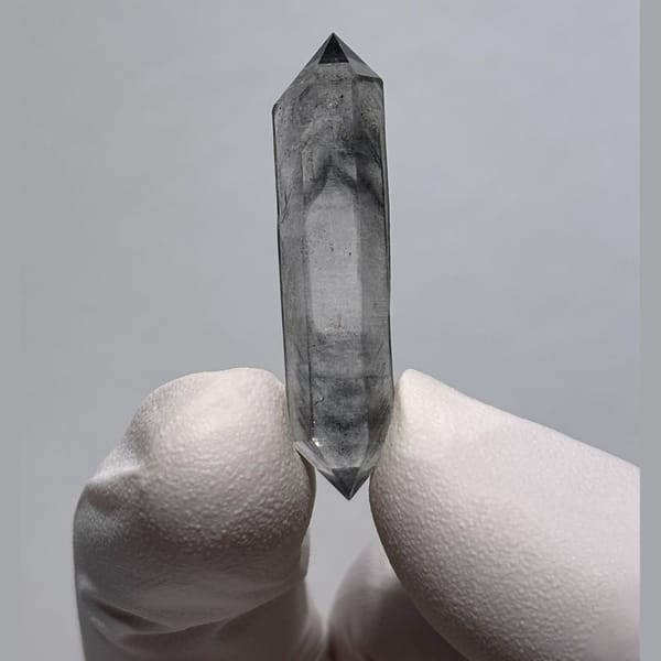 DT Yunnan quartz B — alternate view