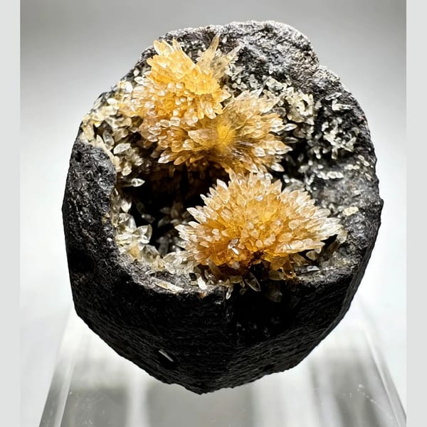 Amber Calcite Geode Vietnam 3.0 cm — complete view