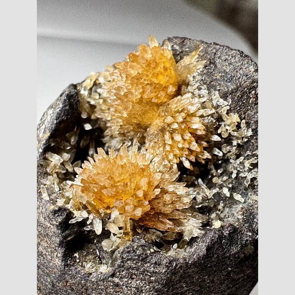 Amber Calcite Geode Vietnam 3.0 cm — detail view