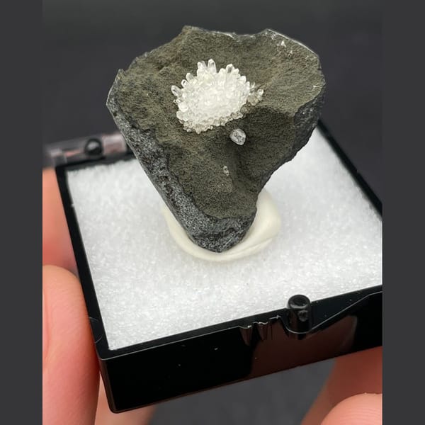 Flower-form calcite from Vietnam — detail view