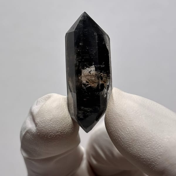 Sugar-core DT Yunnan quartz B — complete view