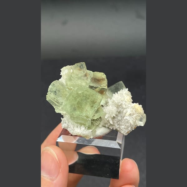 Icy sunny yellow-green fluorite with quartz from Fujian — alternate view
