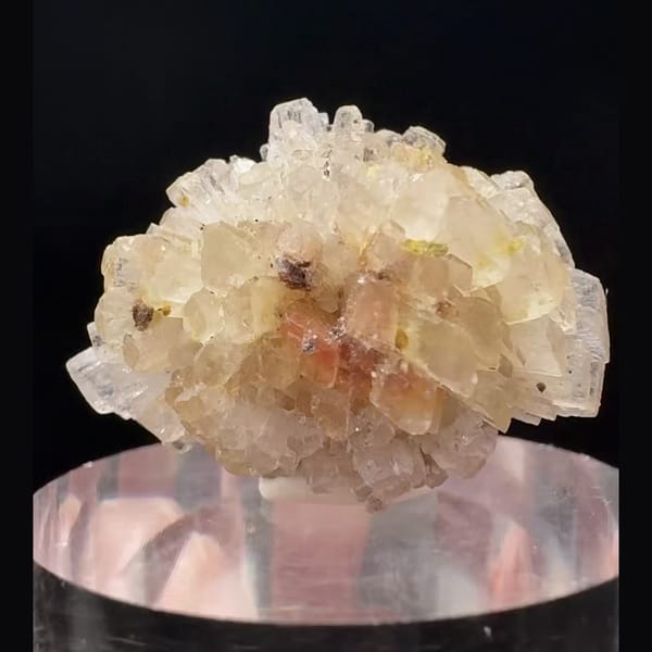 Small round ball of glassy creedite crystals from Guizhou — complete view
