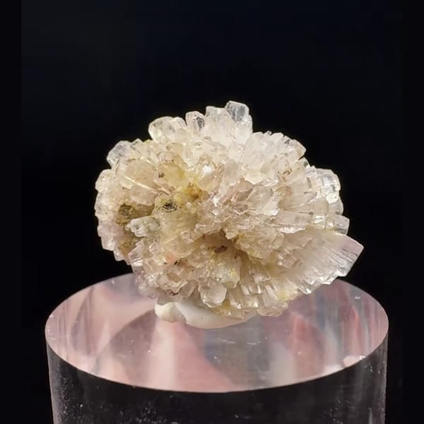 Small round ball of glassy creedite crystals from Guizhou — alternate view