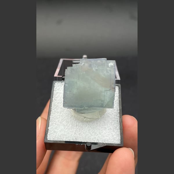 Blue fluorite from Beijing — complete view